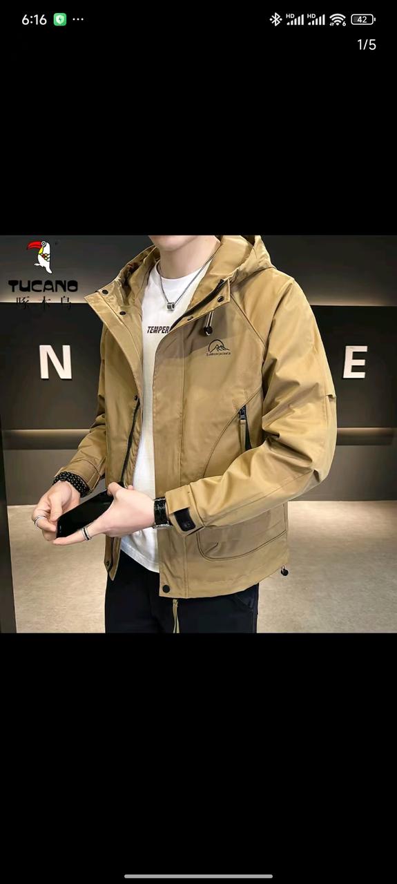 男装街拍 AI 男装提示词 94 GPT Image 2 prompt example: 男装街拍场景的 AI 男装图片提示词,适合男装店、小红书图文、电商主图和男士穿搭内容生成 9:16 竖版氛围图。