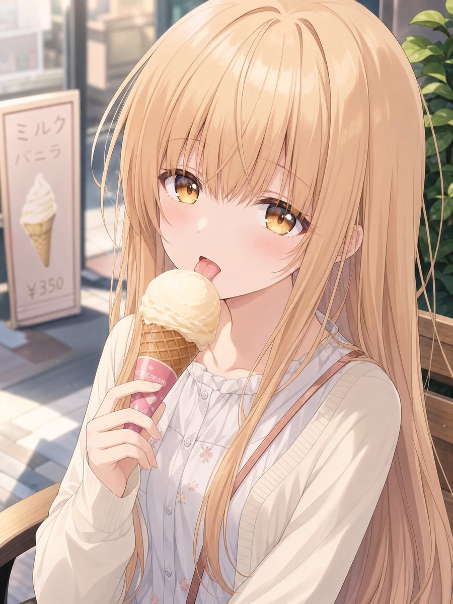 金发动漫少女与冰淇淋 Qwen Image prompt example: 生成一张柔和的动漫咖啡馆肖像,画面中是一位长发少女手持香草软冰淇淋,其面部被一个方形马赛克遮挡。