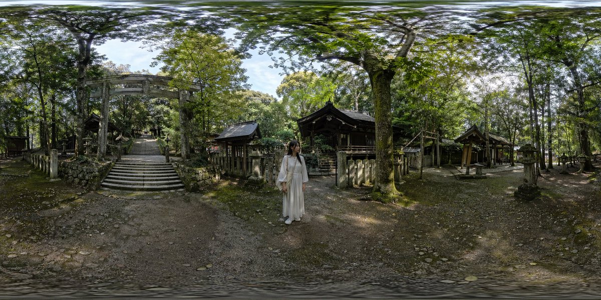 360-Degree Panoramic Photography Prompt Qwen Image 프롬프트 예시 변형 3: A detailed prompt for creating immersive, photorealistic 360-degree panoramas with natural lighting and tactile...