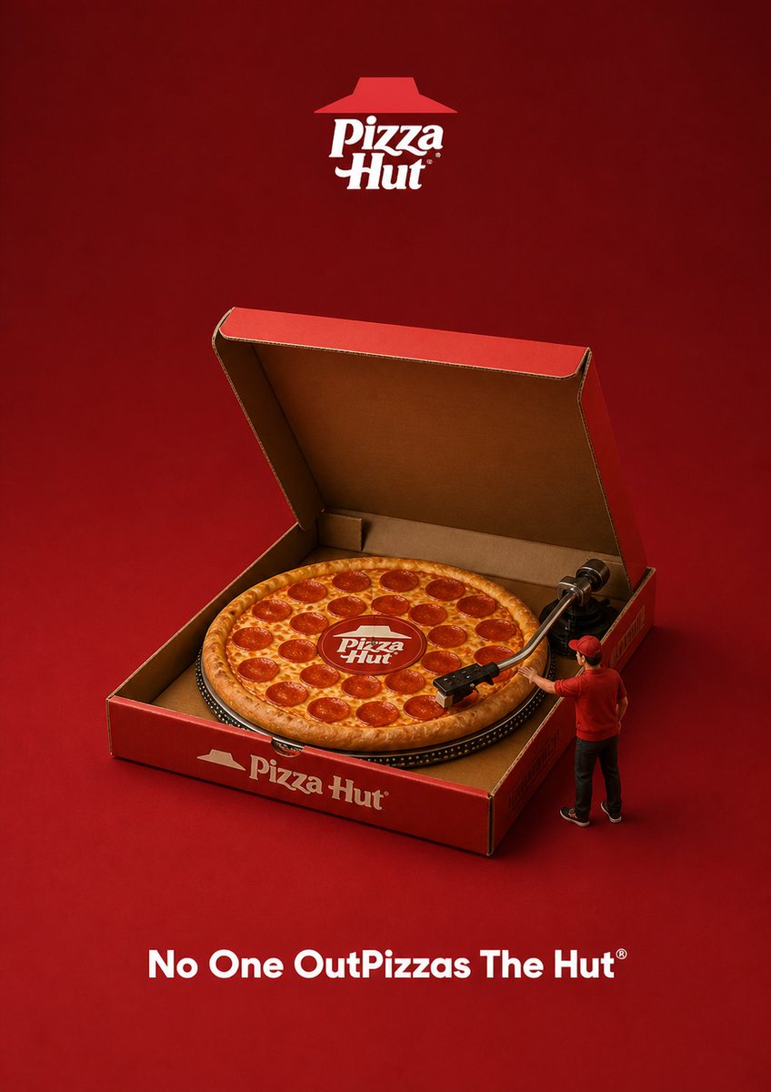 3D Brand Advertisement Mockup Qwen Image 프롬프트 예시 변형 3: A professional prompt for creating minimal 3D advertisements featuring surreal objects, miniature figures, and clean...